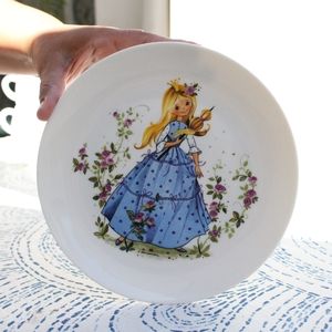 Vintage childs plate set